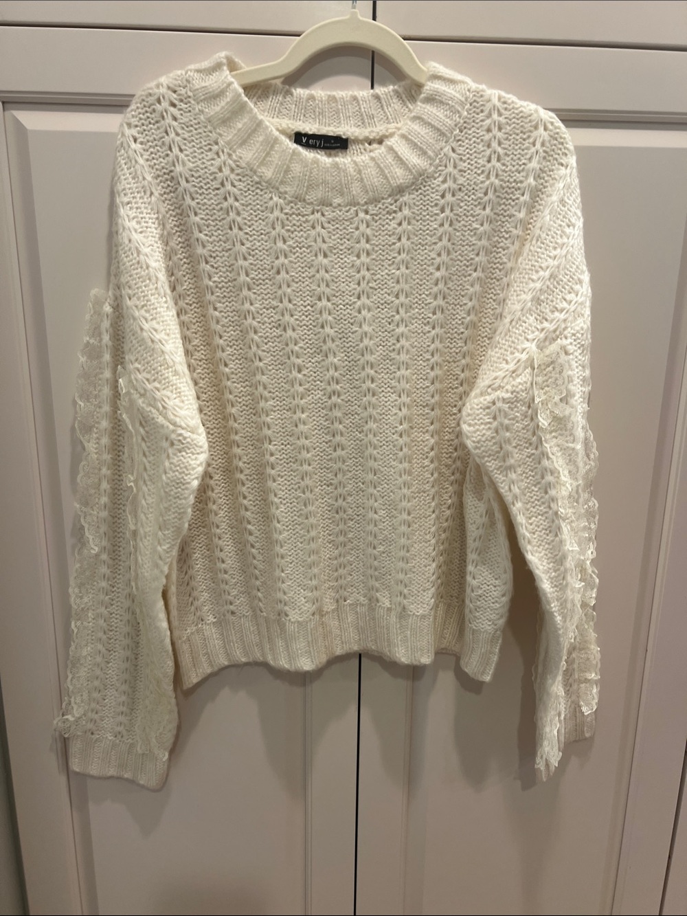 Vero Moda Lace-Trim Cable Knit Sweater in Cream